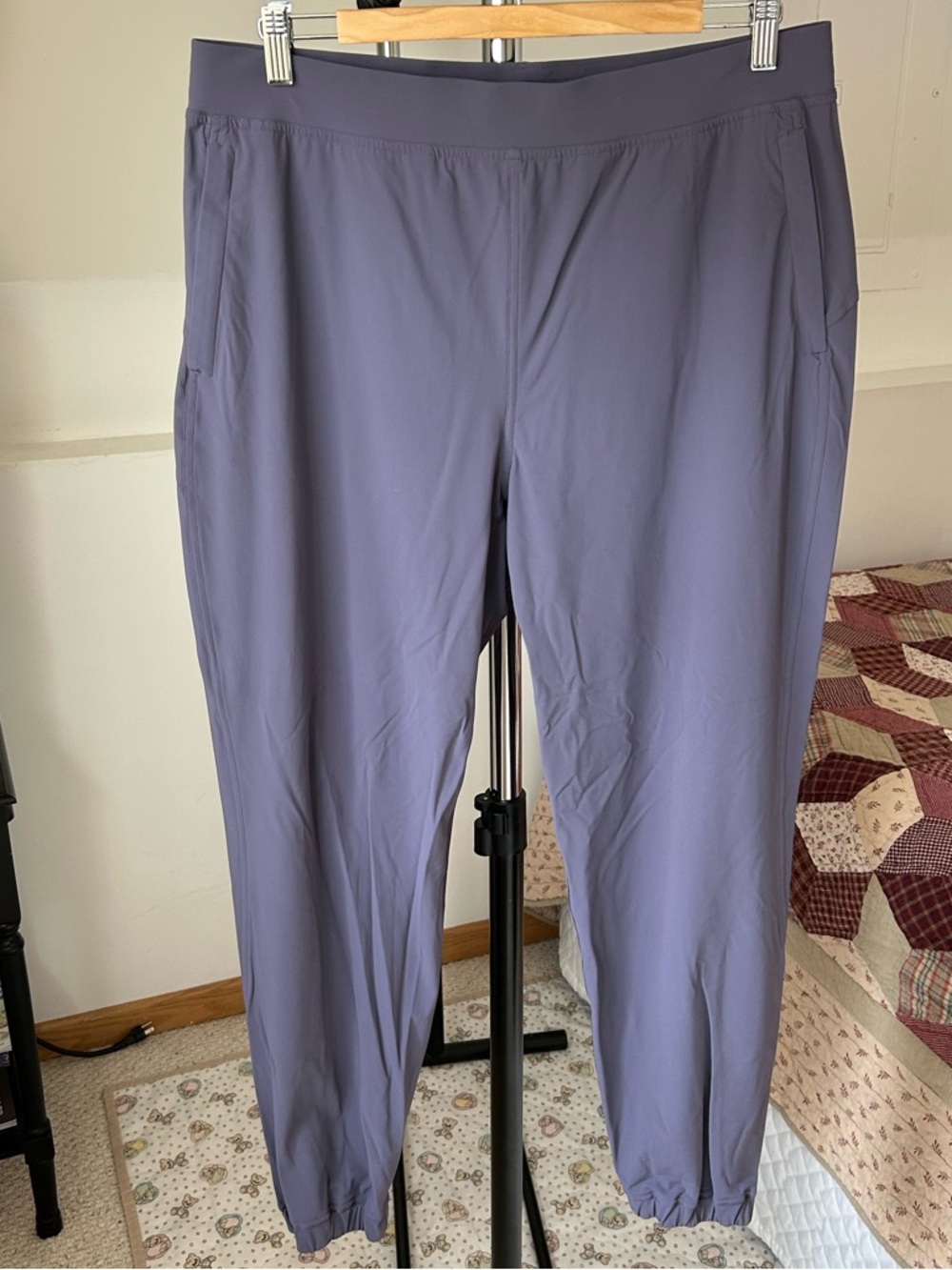 Lululemon Adapted State Jogger 12